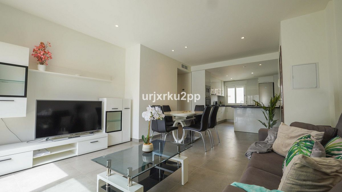 2-bedroom Apartment In Torrevieja, Spain (75 M²)