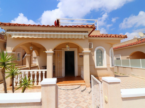 3-bedroom Villa In Los Montesinos, Spain (84 M²)
