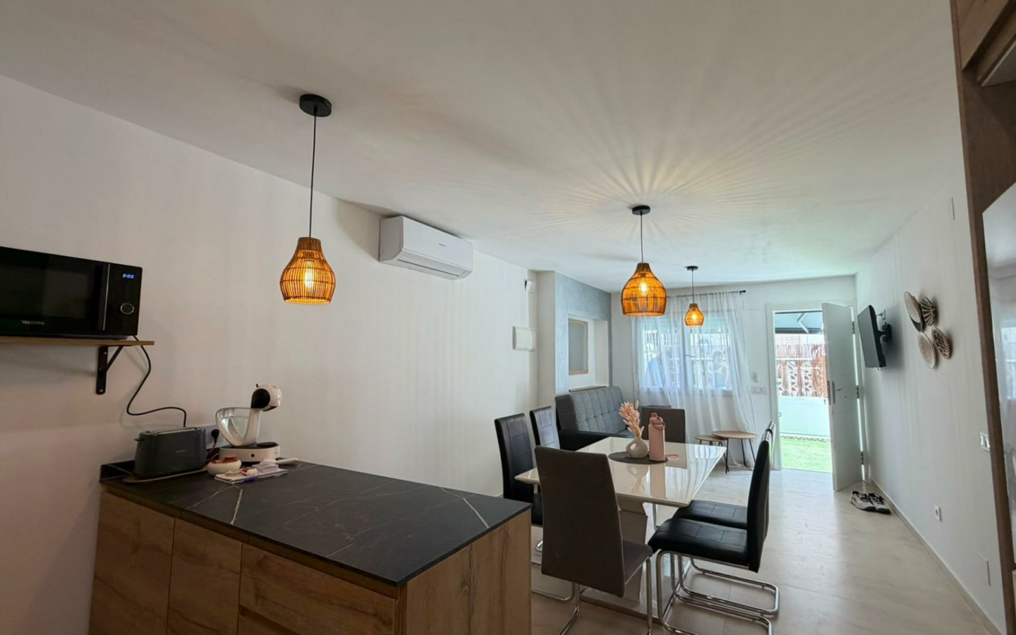 2-bedroom Bungalow In Torrevieja, Spain (61 M²)