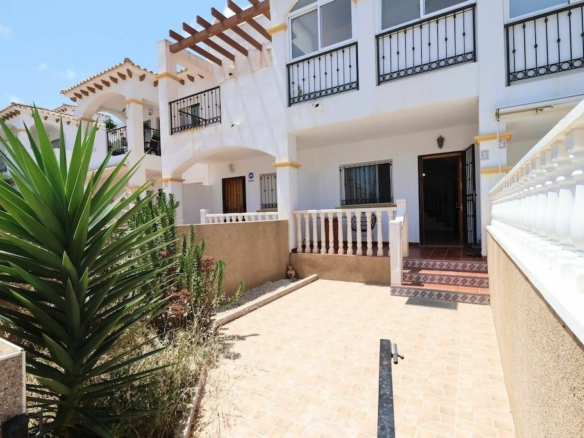 2-bedroom Apartment In Orihuela Costa, Spain (79 M²)