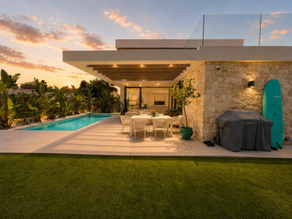 3-bedroom Villa In Orihuela Costa, Spain (130 M²)
