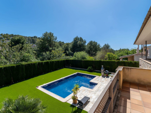4-bedroom Villa In Calvià, Spain (368 M²)