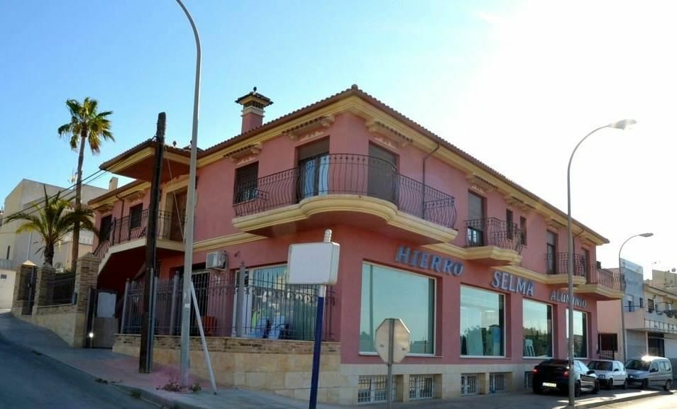 4-bedroom Villa In San Miguel De Salinas, Spain (245 M²)