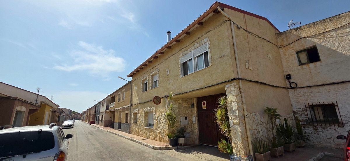 5-bedroom House In San Isidro, Spain (300 M²)