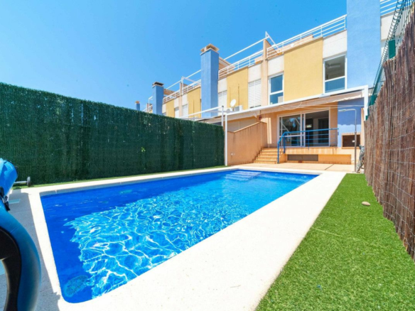 3-bedroom House In Orihuela Costa, Spain (177 M²)