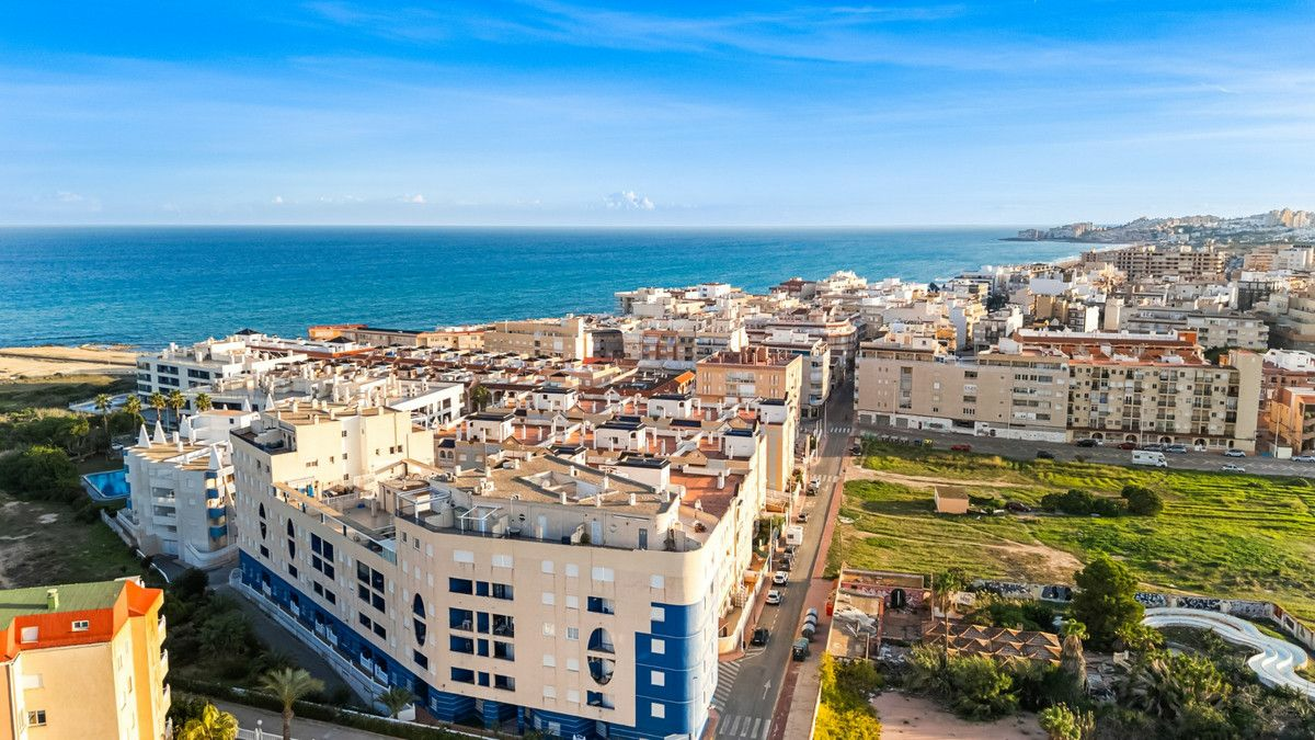 2-bedroom Apartment In Torrevieja, Spain (53 M²)