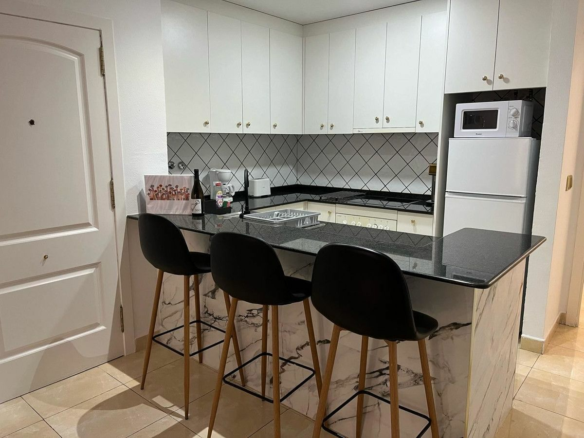 2-bedroom Apartment In Torrevieja, Spain (79 M²)