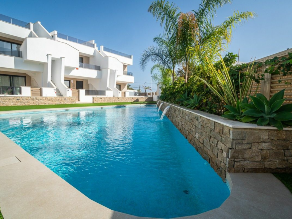 3-bedroom Apartment In San Pedro Del Pinatar, Spain (72 M²)