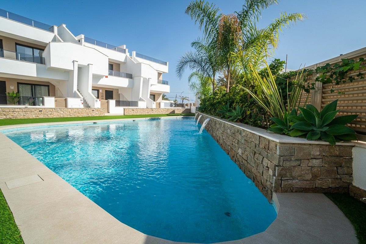 3-bedroom Apartment In San Pedro Del Pinatar, Spain (72 M²)