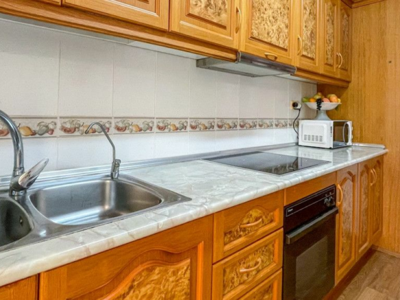 3-bedroom Apartment In Torrevieja, Spain (129 M²)