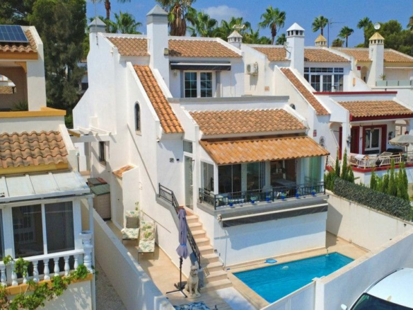 3-bedroom Villa In Orihuela Costa, Spain (96 M²)