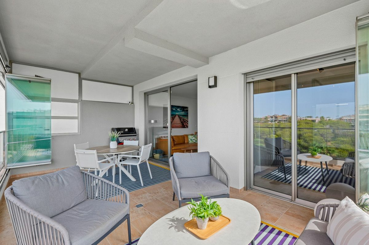 3-bedroom Apartment In Orihuela Costa, Spain (72 M²)