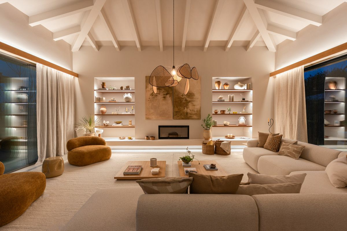 6-bedroom Villa In Ibiza, Spain (600 M²)