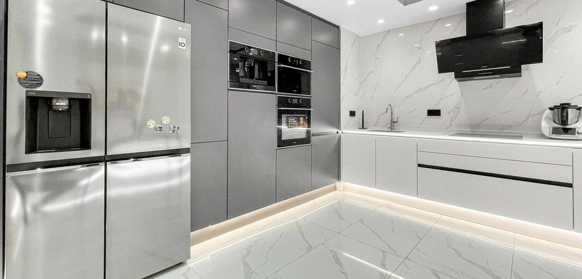 3-bedroom Apartment In Torrevieja, Spain (108 M²)