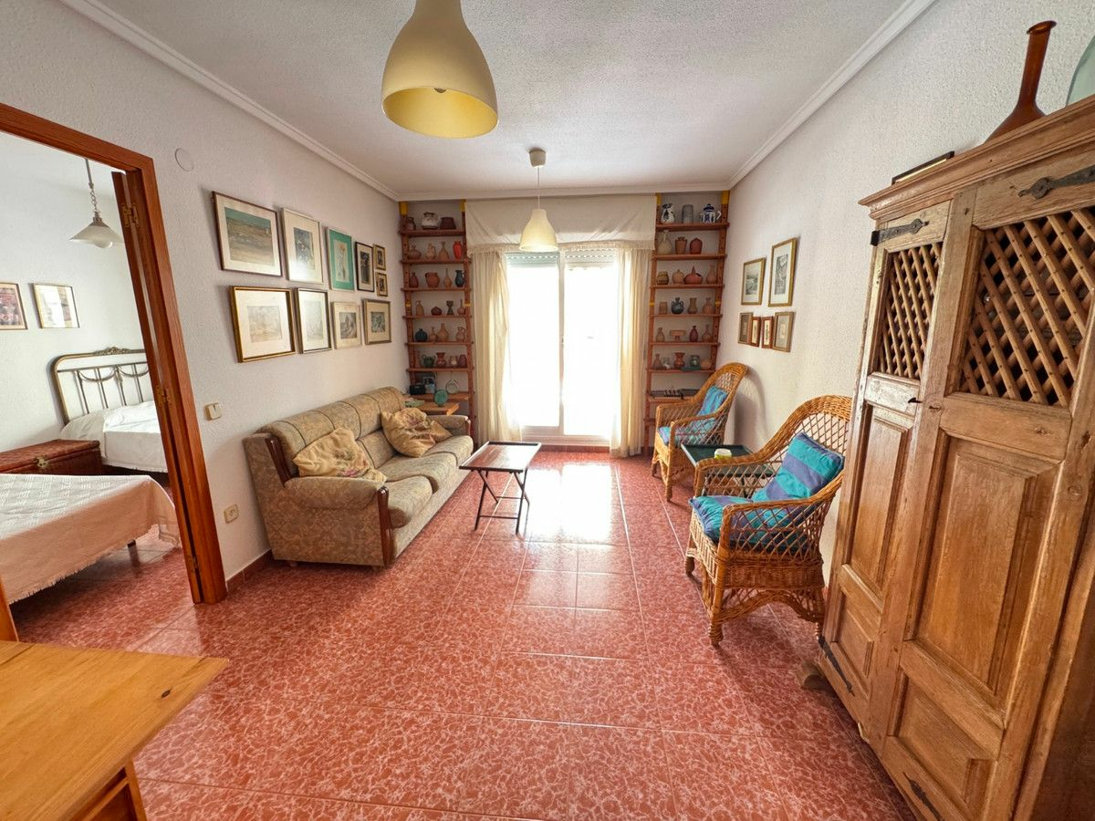 2-bedroom Apartment In Guardamar Del Segura, Spain (81 M²)