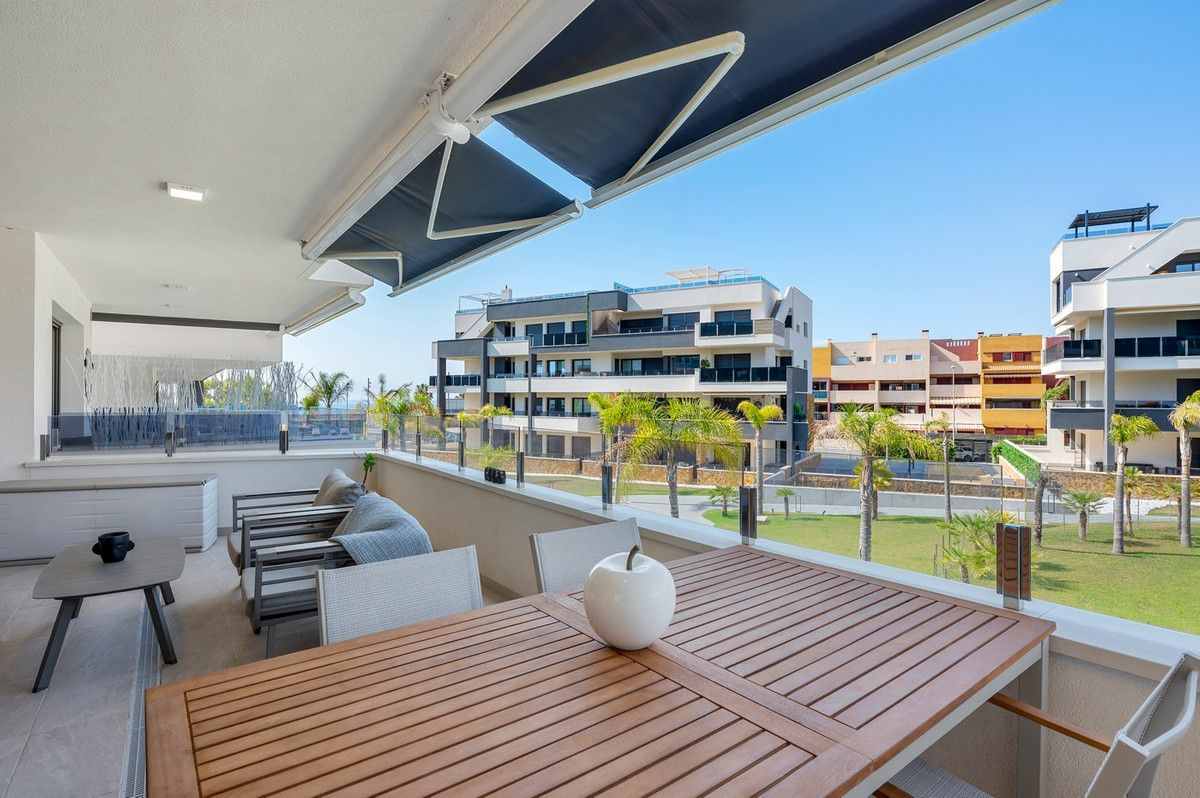 2-bedroom Apartment In Orihuela Costa, Spain (75 M²)
