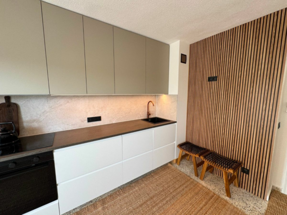2-bedroom Apartment In Guardamar Del Segura, Spain (51 M²)