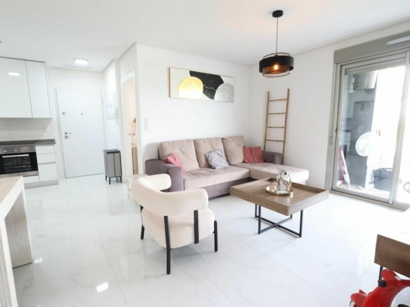 3-bedroom Apartment In Orihuela Costa, Spain (105 M²)