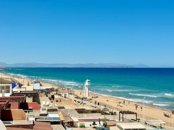 2-bedroom Apartment In Torrevieja, Spain (62 M²)