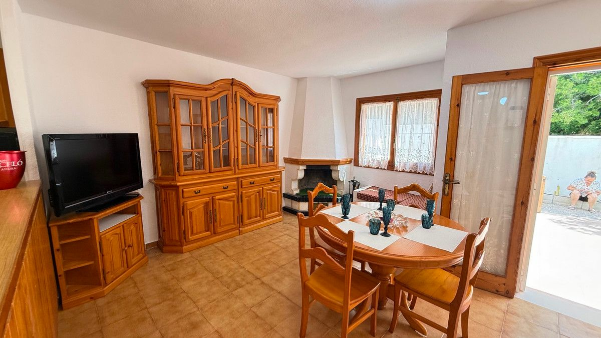 2-bedroom Apartment In Orihuela Costa, Spain (68 M²)