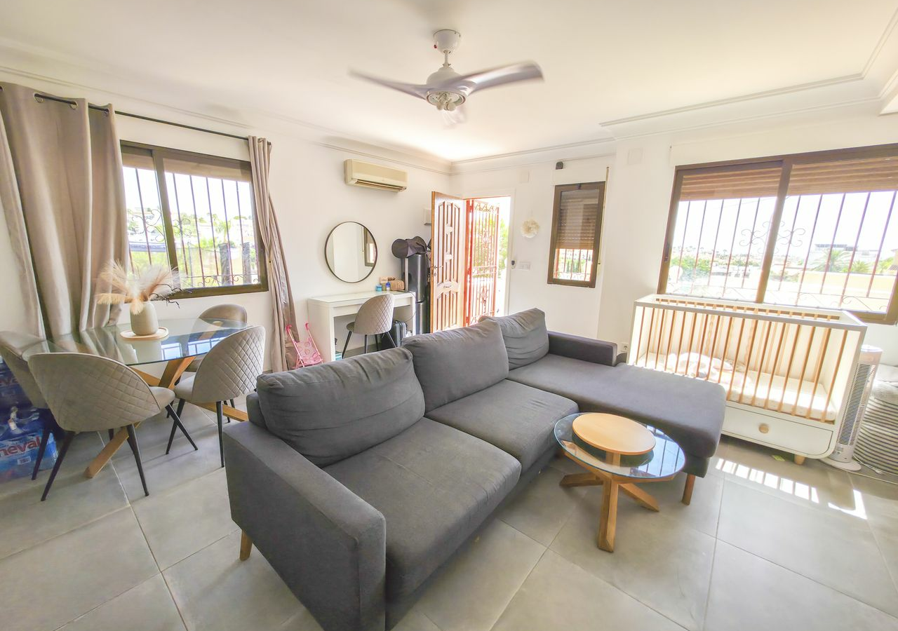 2-bedroom Villa In Orihuela Costa, Spain (77 M²)