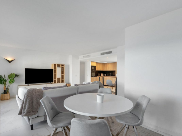 2-bedroom Apartment In Orihuela Costa, Spain (122 M²)