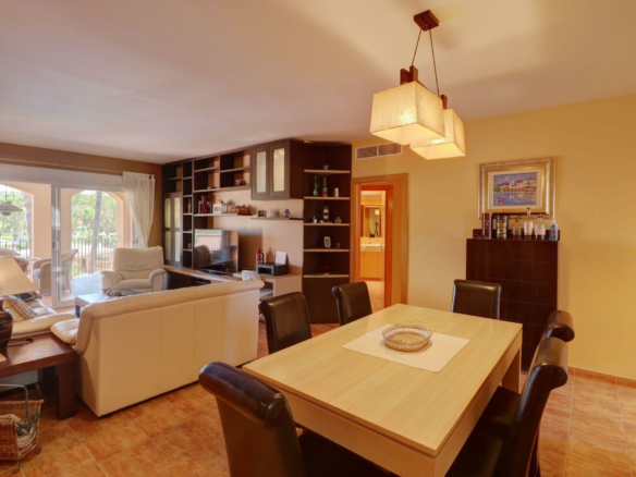 3-bedroom Penthouse In Calvià, Spain (160 M²)