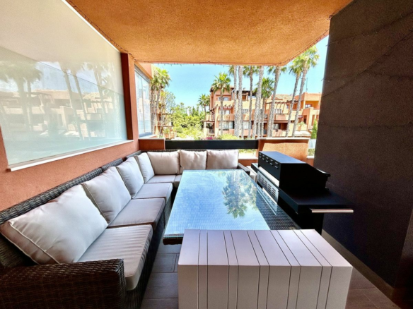 2-bedroom Apartment In Orihuela Costa, Spain (91 M²)