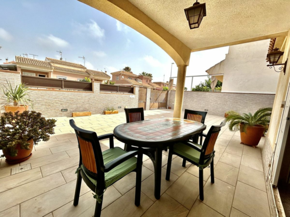 3-bedroom House In Pilar De La Horadada, Spain (132 M²)