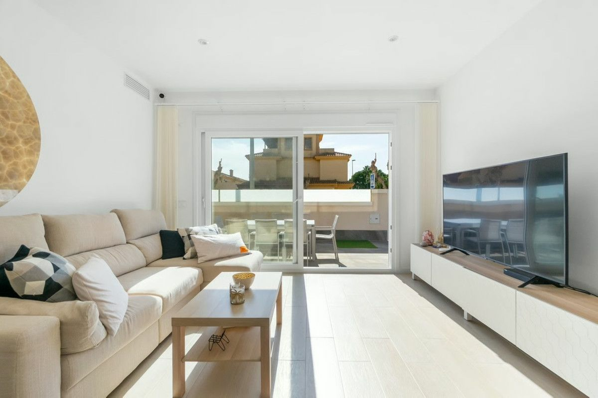 3-bedroom Villa In Pilar De La Horadada, Spain (108 M²)
