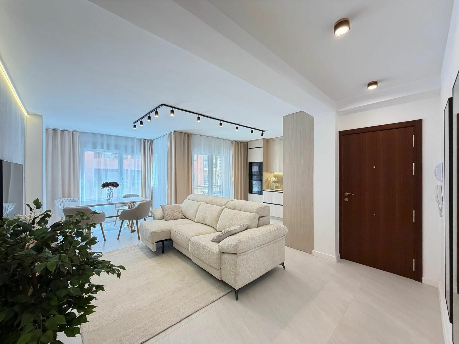 4-bedroom Apartment In Torrevieja, Spain (107 M²)