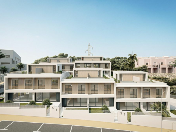 4-bedroom Villa In Estepona, Spain (180 M²)