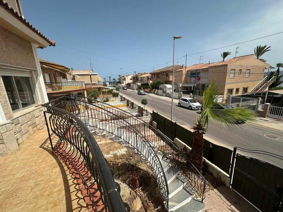 3-bedroom House In Los Alcázares, Spain (50 M²)