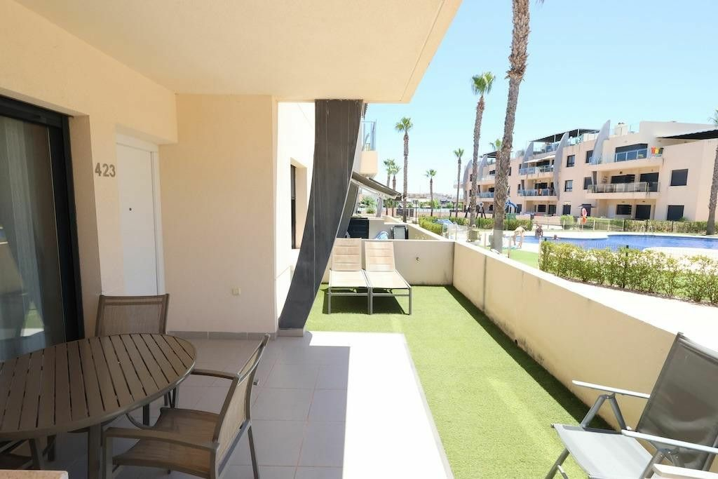2-bedroom Apartment In Pilar De La Horadada, Spain (67 M²)