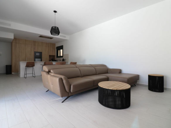 3-bedroom Villa In Algorfa, Spain (118 M²)