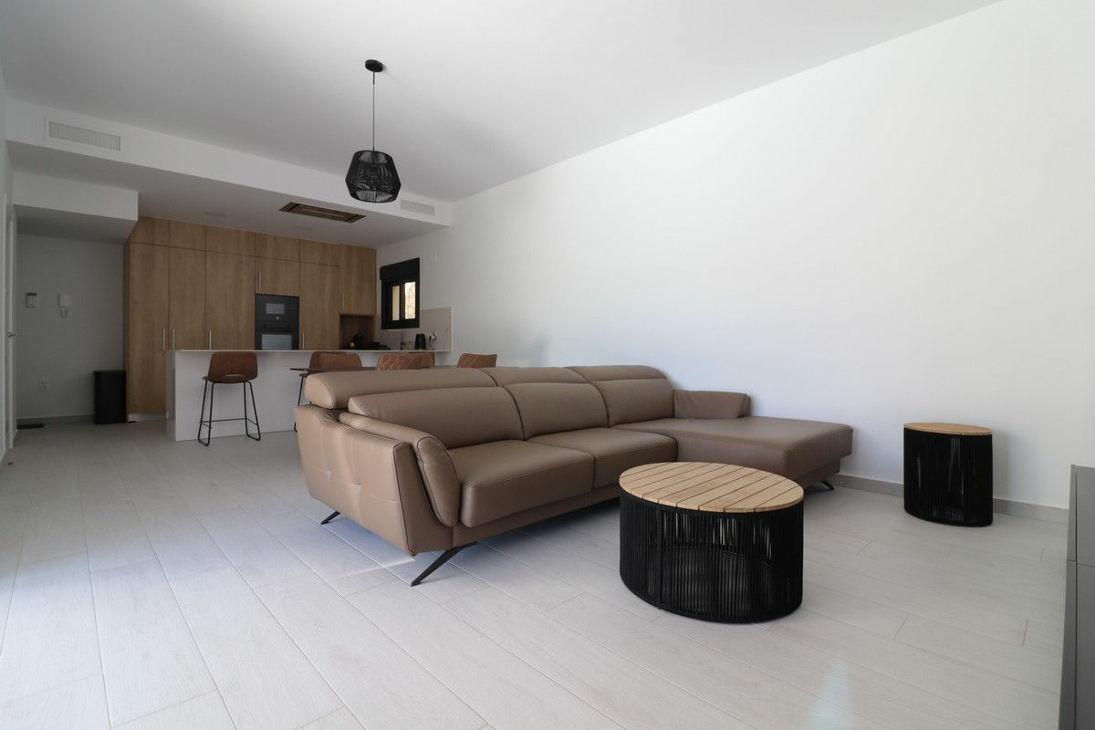 3-bedroom Villa In Algorfa, Spain (118 M²)
