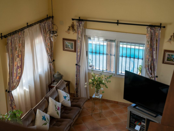 5-bedroom Country House In Orihuela, Spain (495 M²)