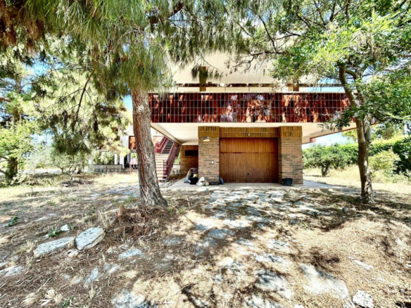 4-bedroom Villa In Santiago De La Ribera, Spain (632 M²)