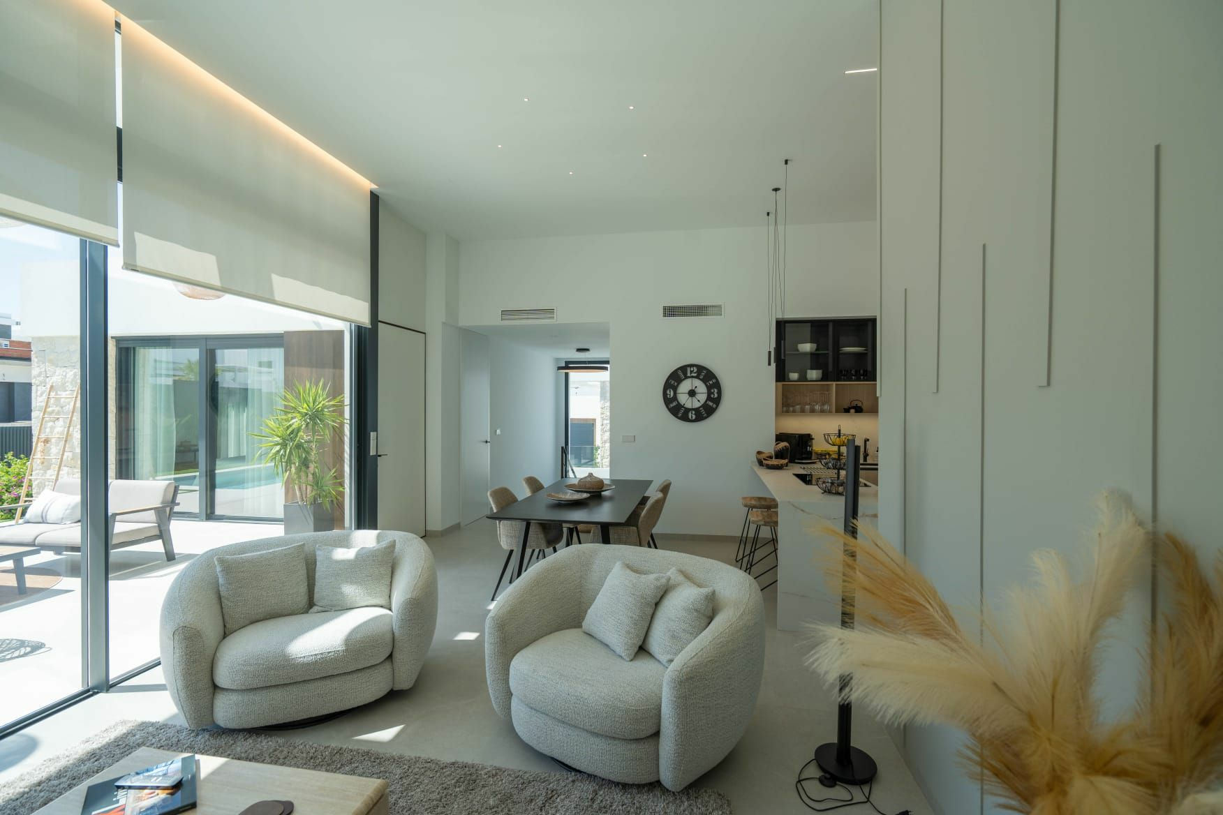 2-4-55f330 4-bedroom Villa In Málaga, Spain