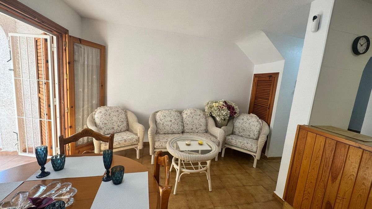 2-bedroom House In Orihuela Costa, Spain (82 M²)