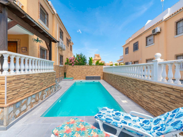 3-bedroom Villa In Rojales, Spain (71 M²)