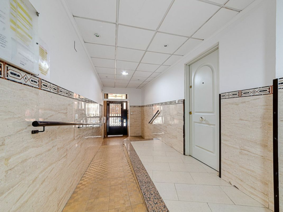 2-bedroom Apartment In Torrevieja, Spain (56 M²)