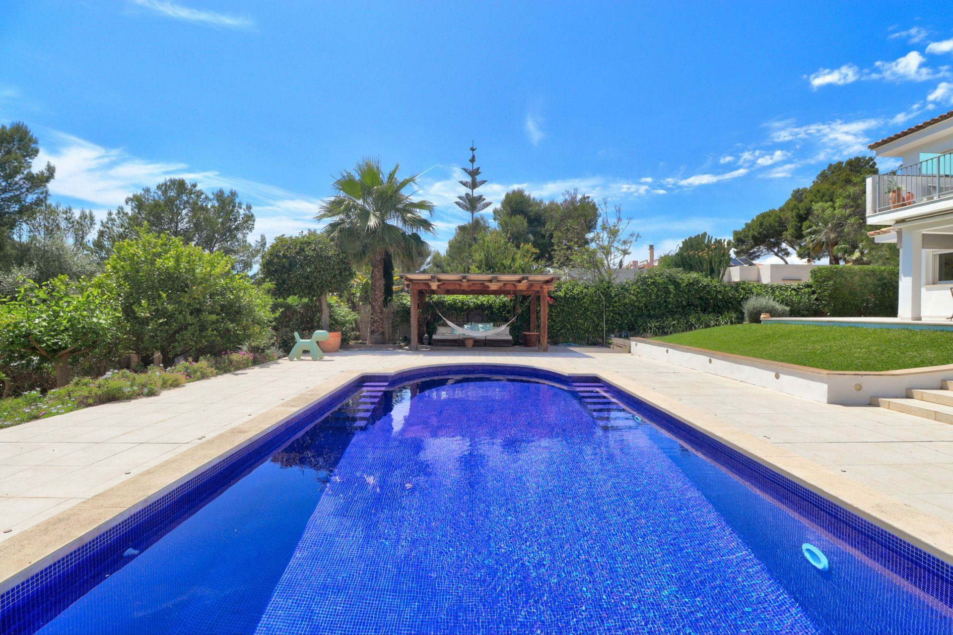 5-bedroom Villa In Calvià, Spain (398 M²)
