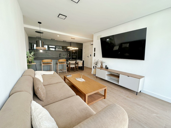3-bedroom House In Torrevieja, Spain (180 M²)