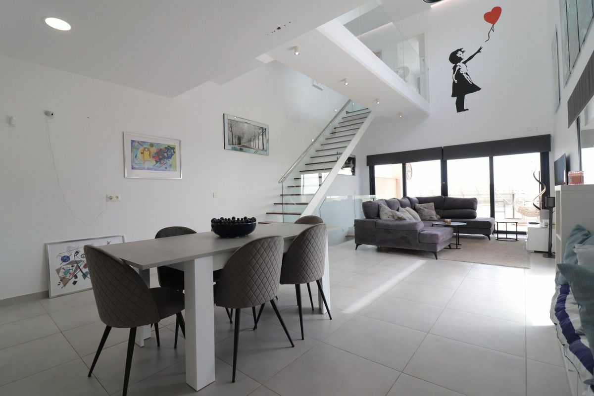 4-bedroom Villa In Benijofar, Spain (319 M²)
