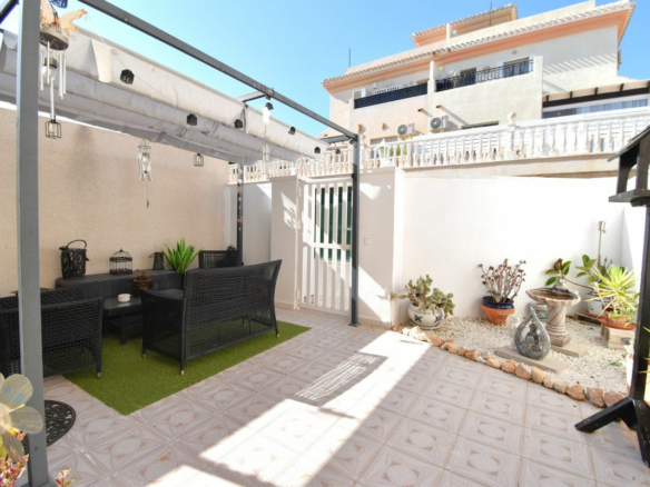4-bedroom House In Orihuela Costa, Spain (167 M²)