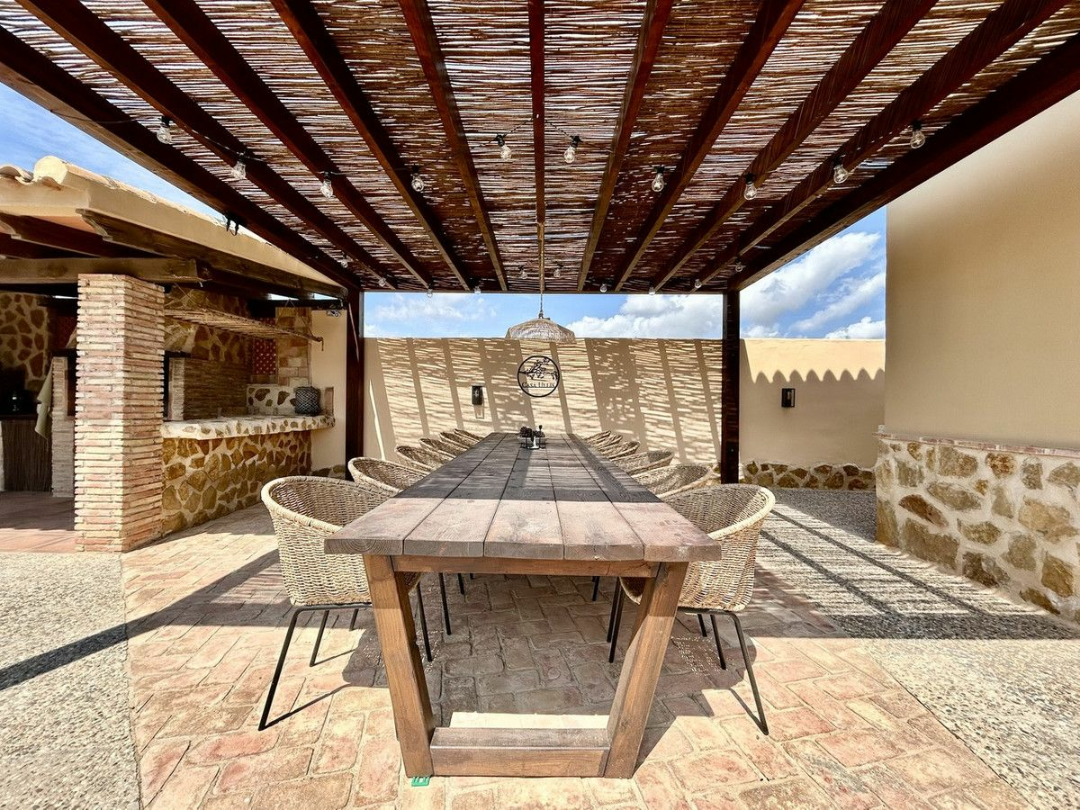 5-bedroom Villa In Orihuela Costa, Spain (238 M²)