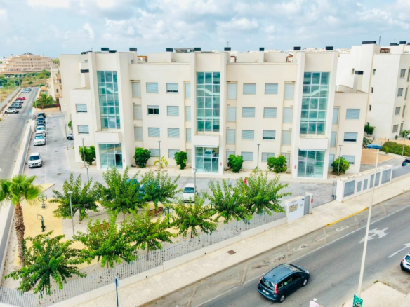 2-bedroom Apartment In Orihuela Costa, Spain (93 M²)