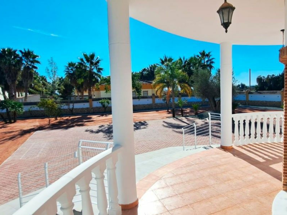 3-bedroom Villa In Catral, Spain (140 M²)