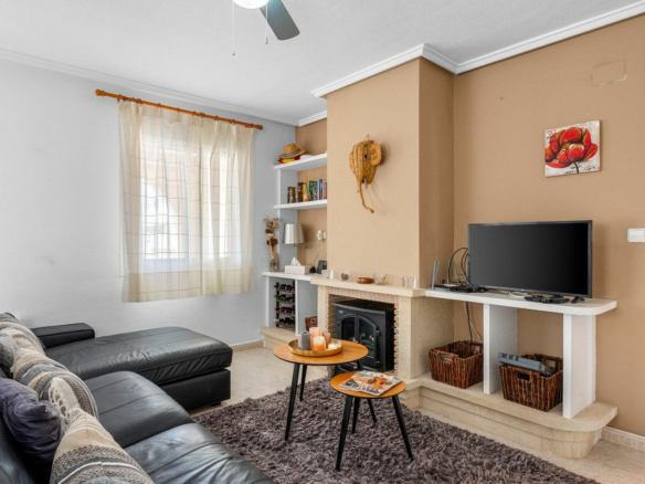 3-bedroom Villa In Gran Alacant, Spain (195 M²)